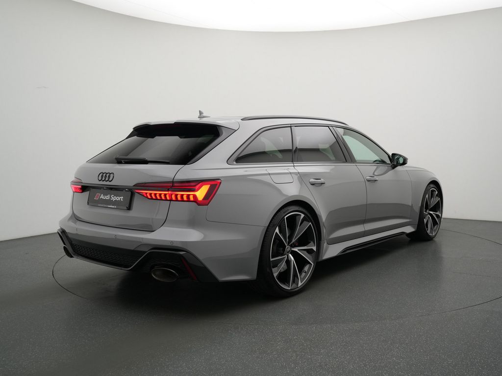Audi RS6 2023