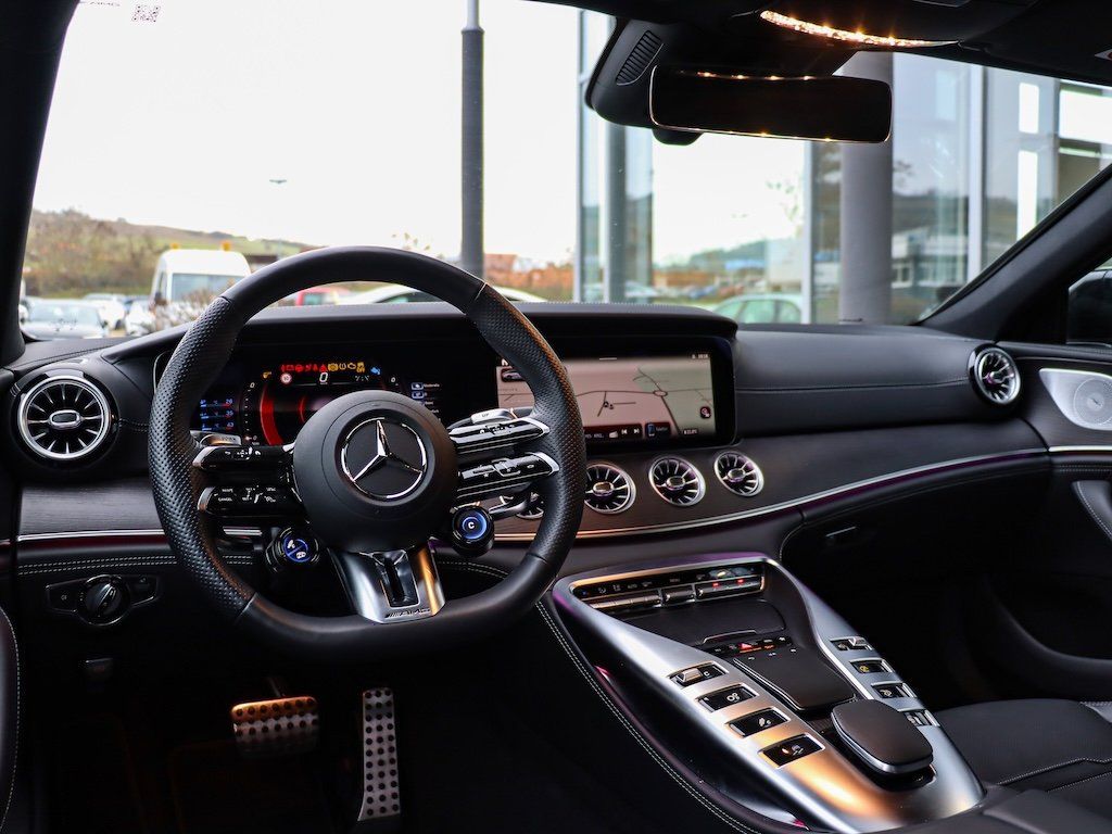 Mercedes-Benz AMG GT 2024