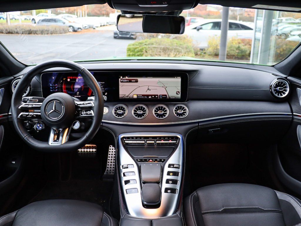 Mercedes-Benz AMG GT 2024