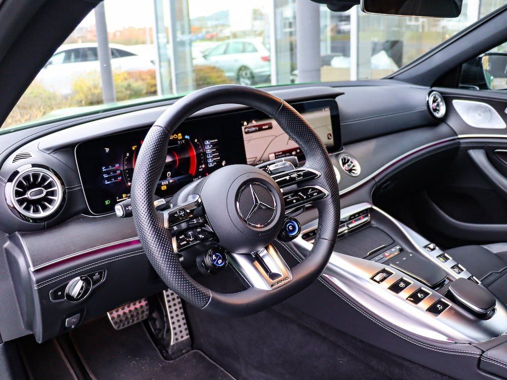 Mercedes-Benz AMG GT 2024