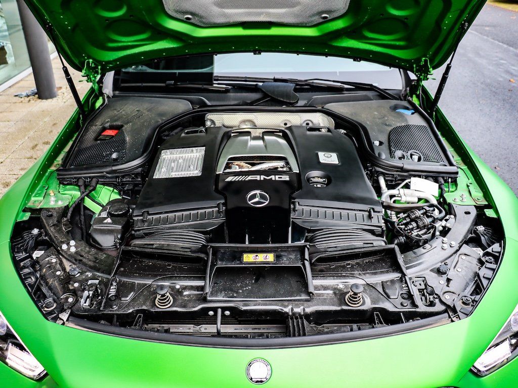 Mercedes-Benz AMG GT 2024