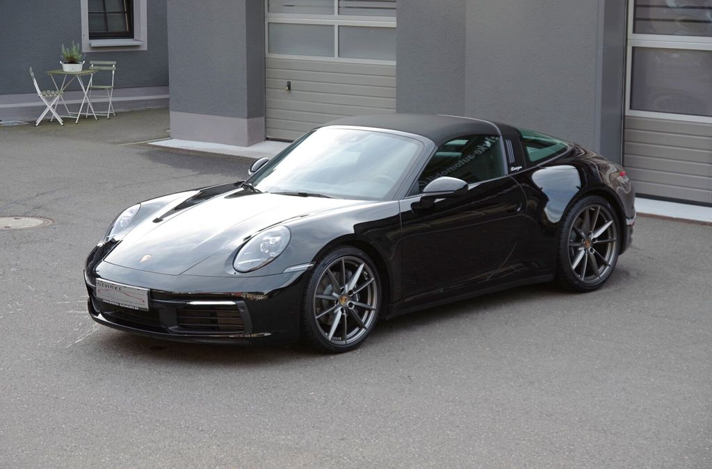 Porsche 992 2022