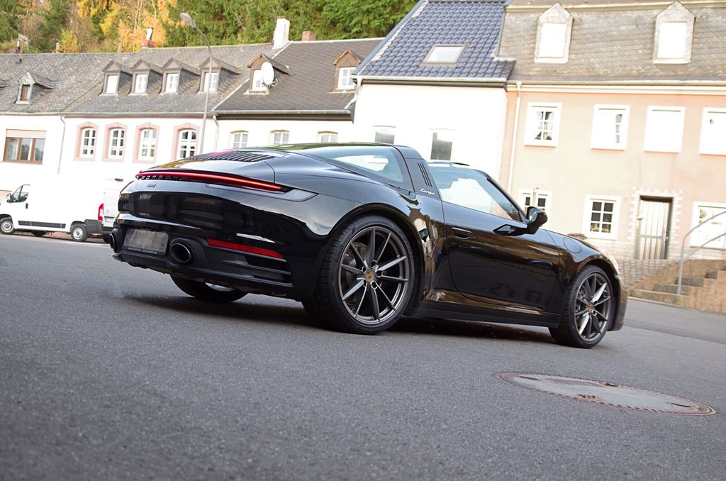 Porsche 992 2022