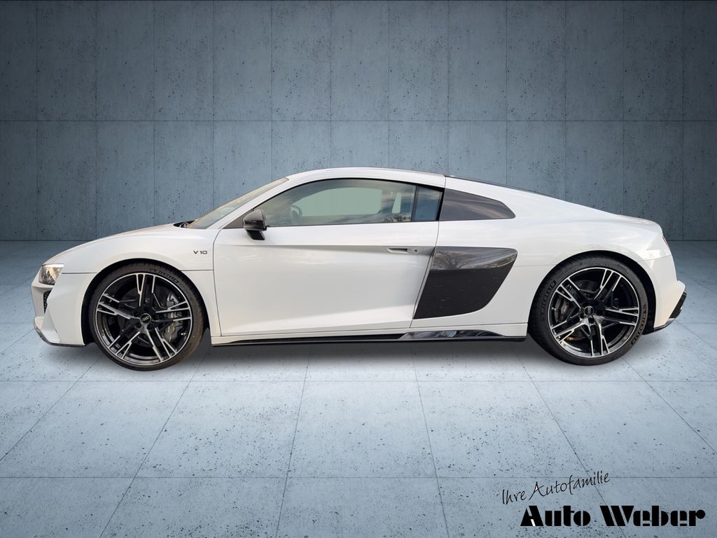 Audi R8 2024