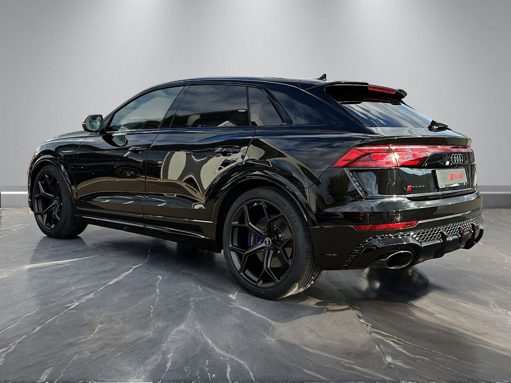 Audi RSQ8 2025