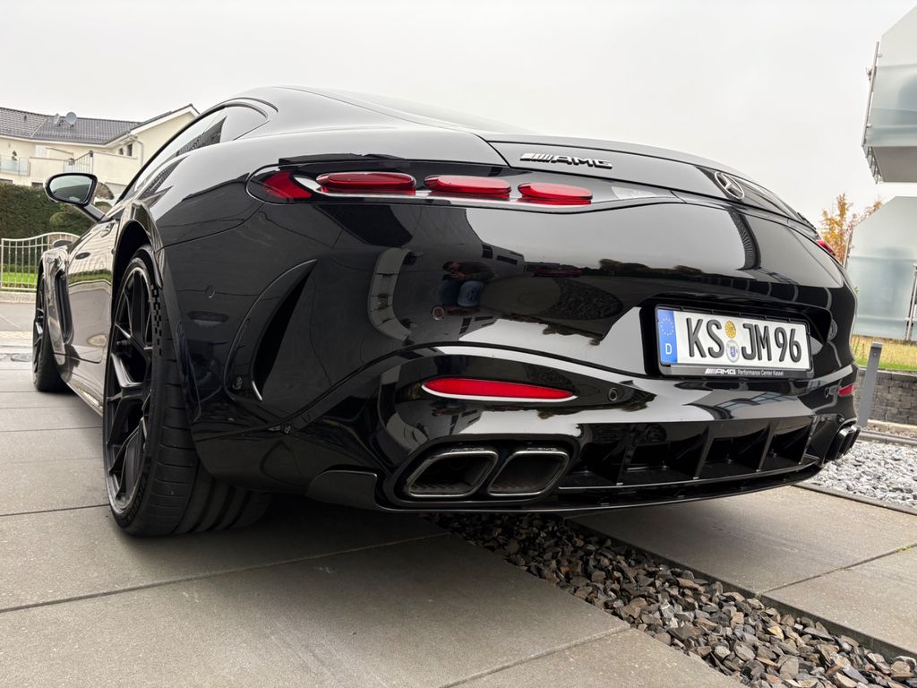 Mercedes-Benz AMG GT 2024