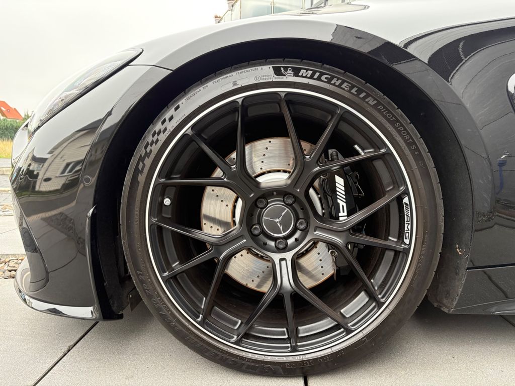 Mercedes-Benz AMG GT 2024