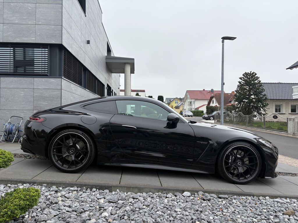 Mercedes-Benz AMG GT 2024