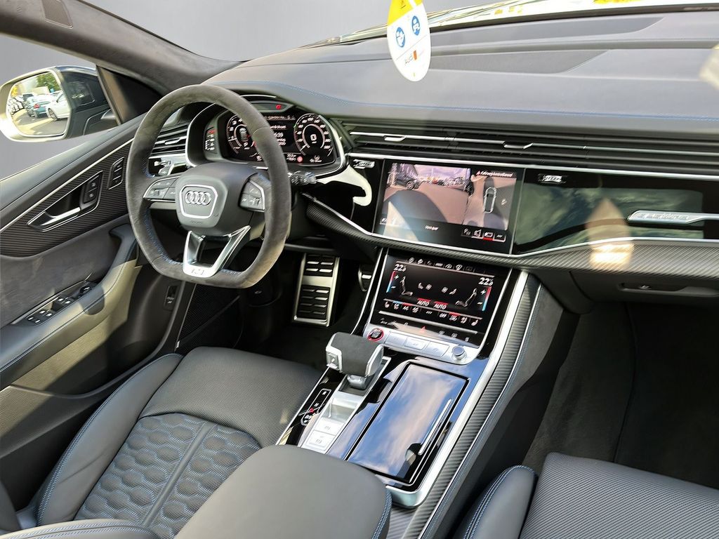 Audi RSQ8 2025