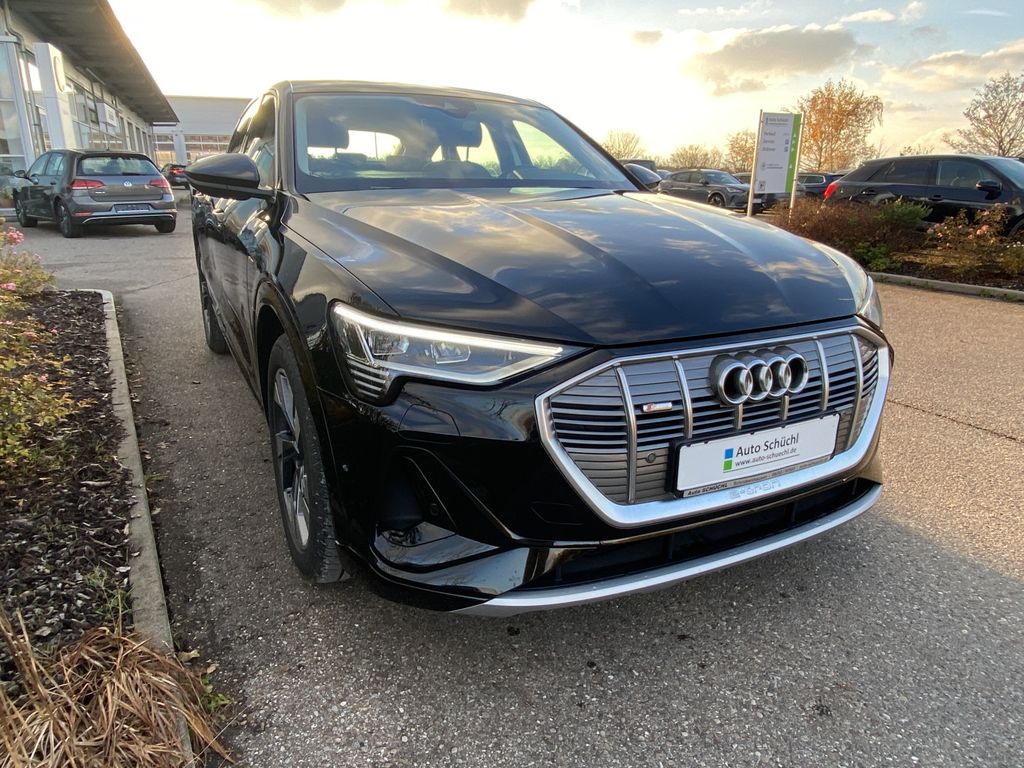 Audi e-tron 2022
