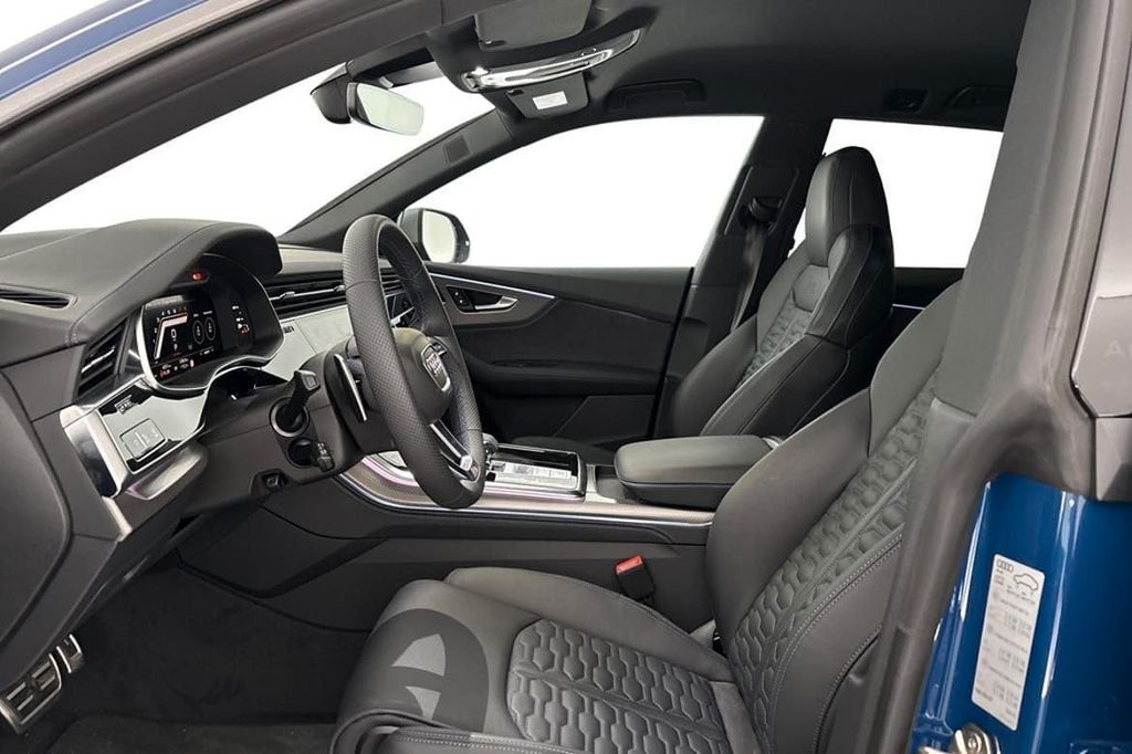 Audi RSQ8 2025