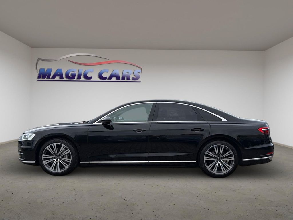 Audi A8 2022