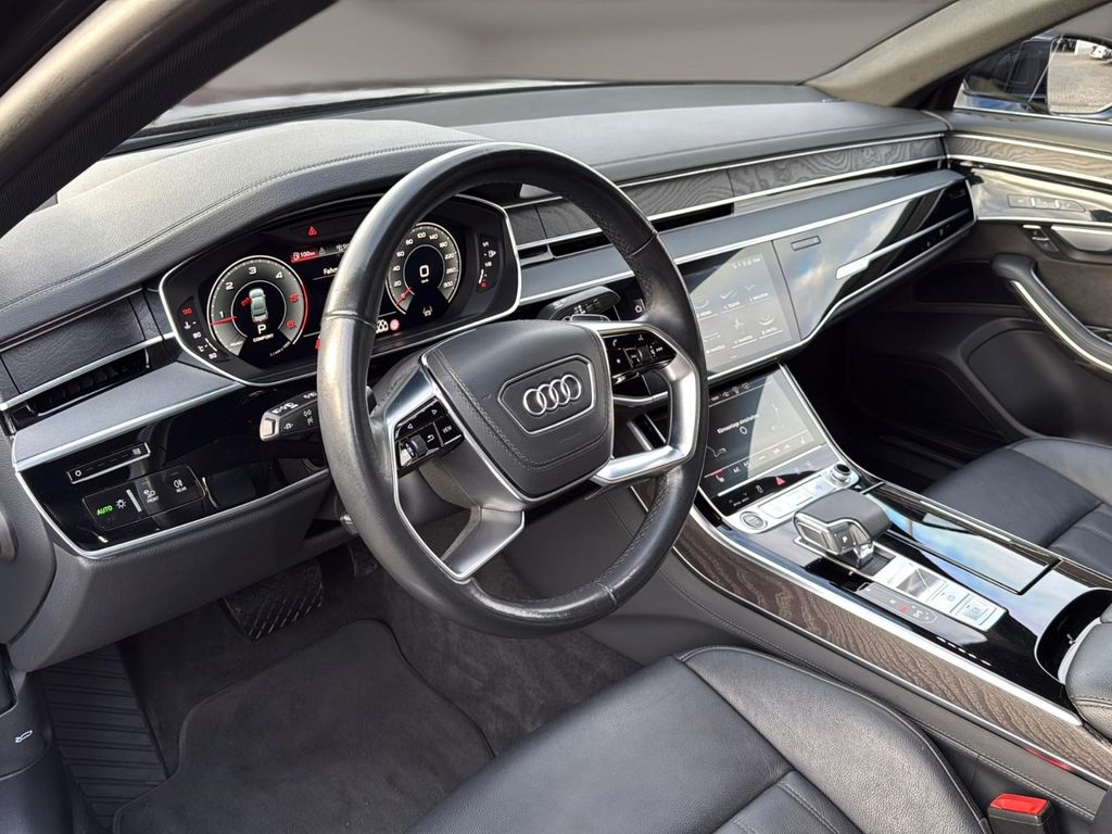 Audi A8 2022