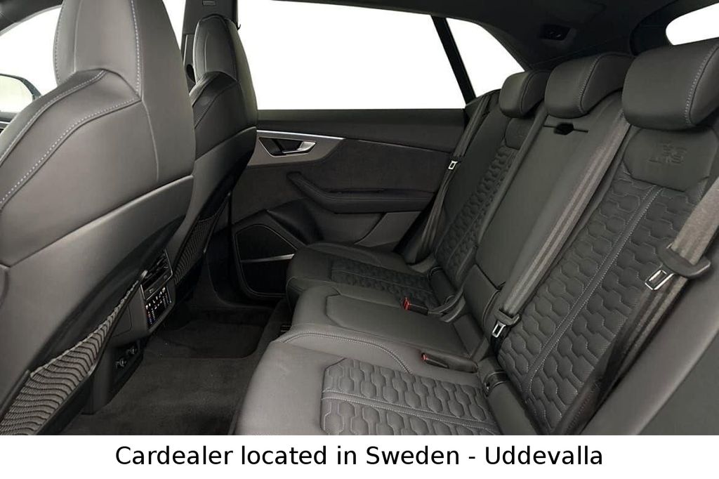 Audi RSQ8 2025