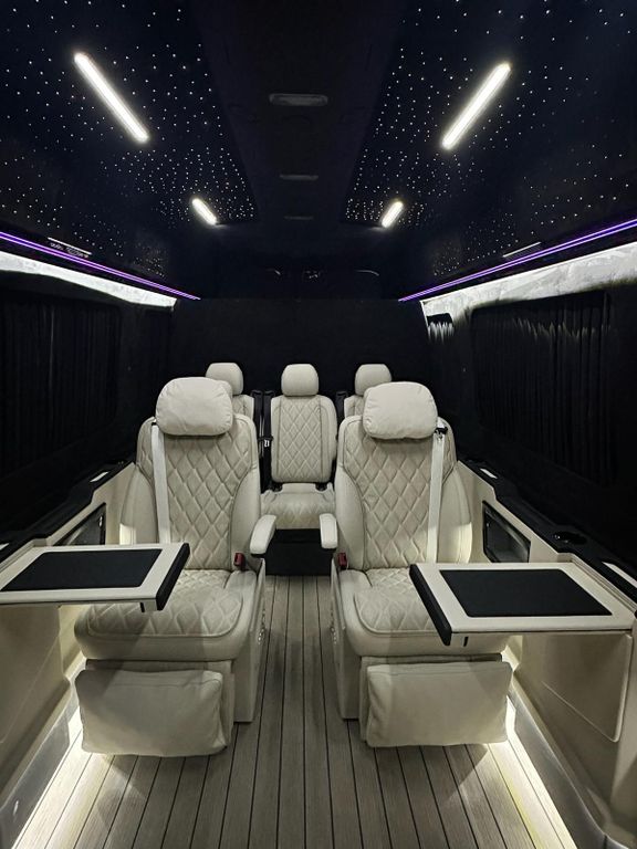 Mercedes-Benz Sprinter 2025