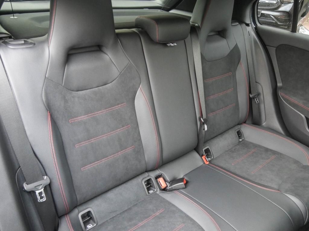 Mercedes-Benz A 250 2021