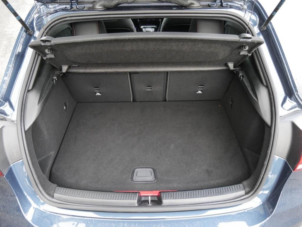 Mercedes-Benz A 250 2021