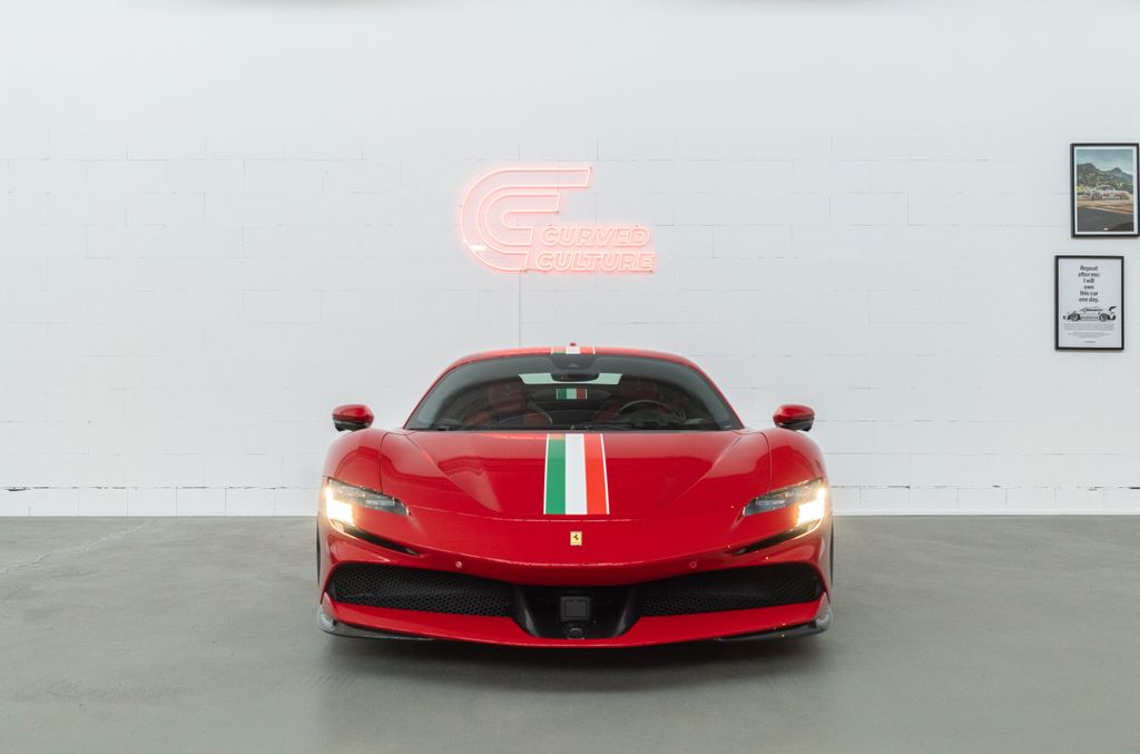 Ferrari SF90 2023