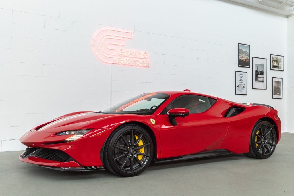 Ferrari SF90 2023