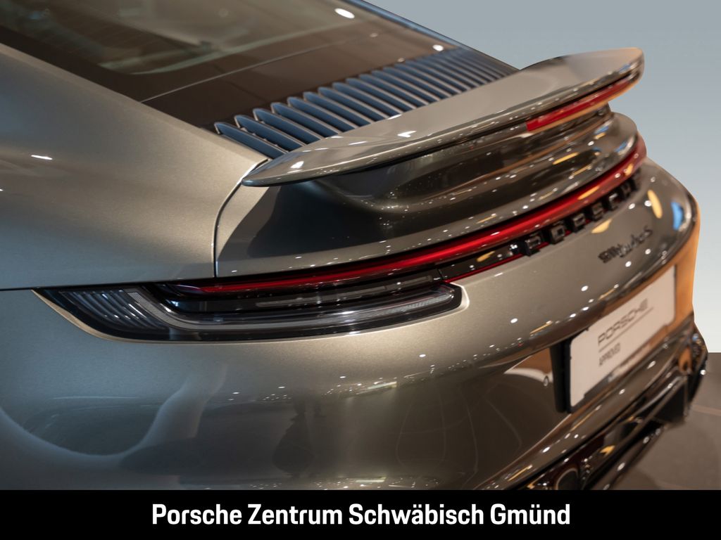 Porsche 992 2022