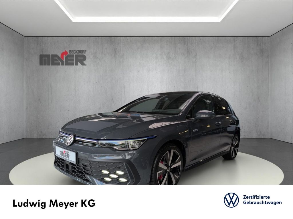 Volkswagen Golf 2025