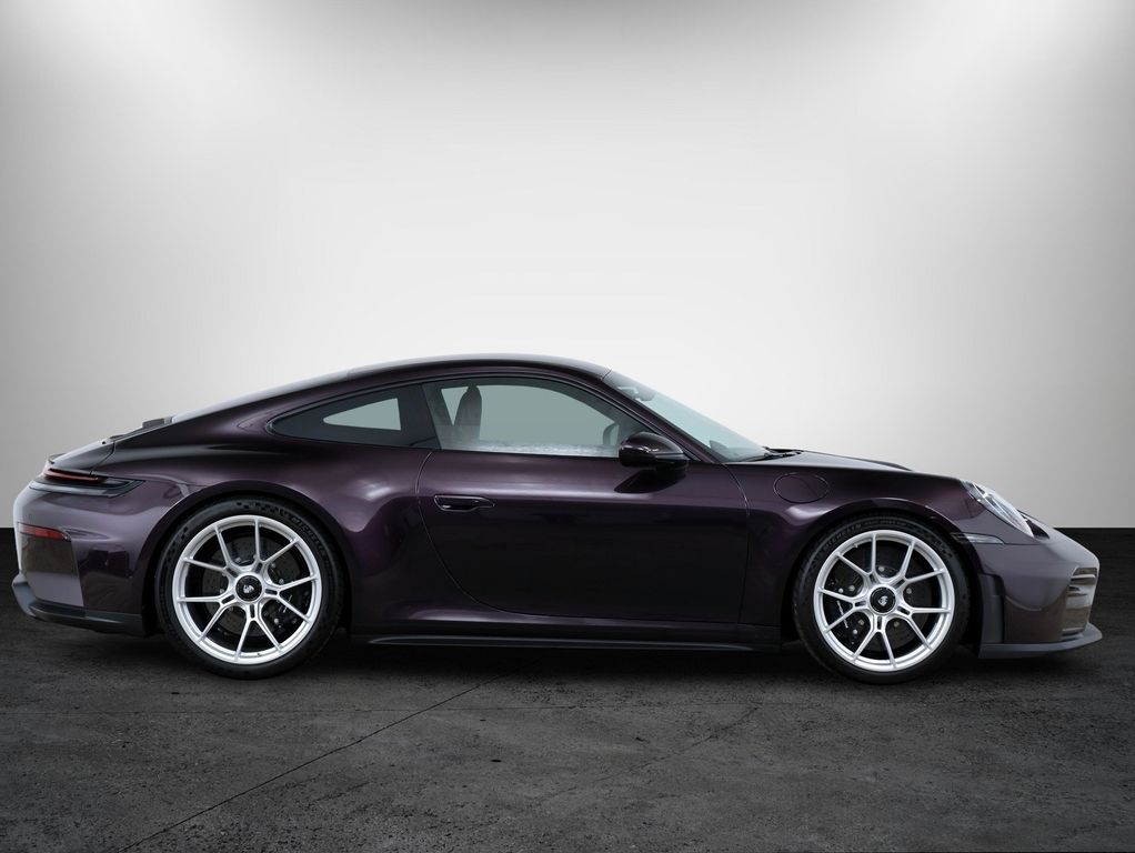 Porsche 992 2025