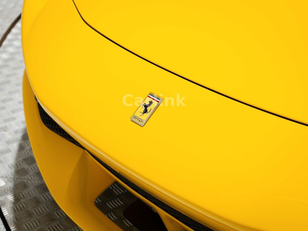 Ferrari 296 GTB 2024