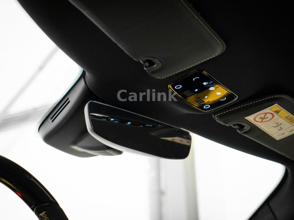 Ferrari 296 GTB 2024