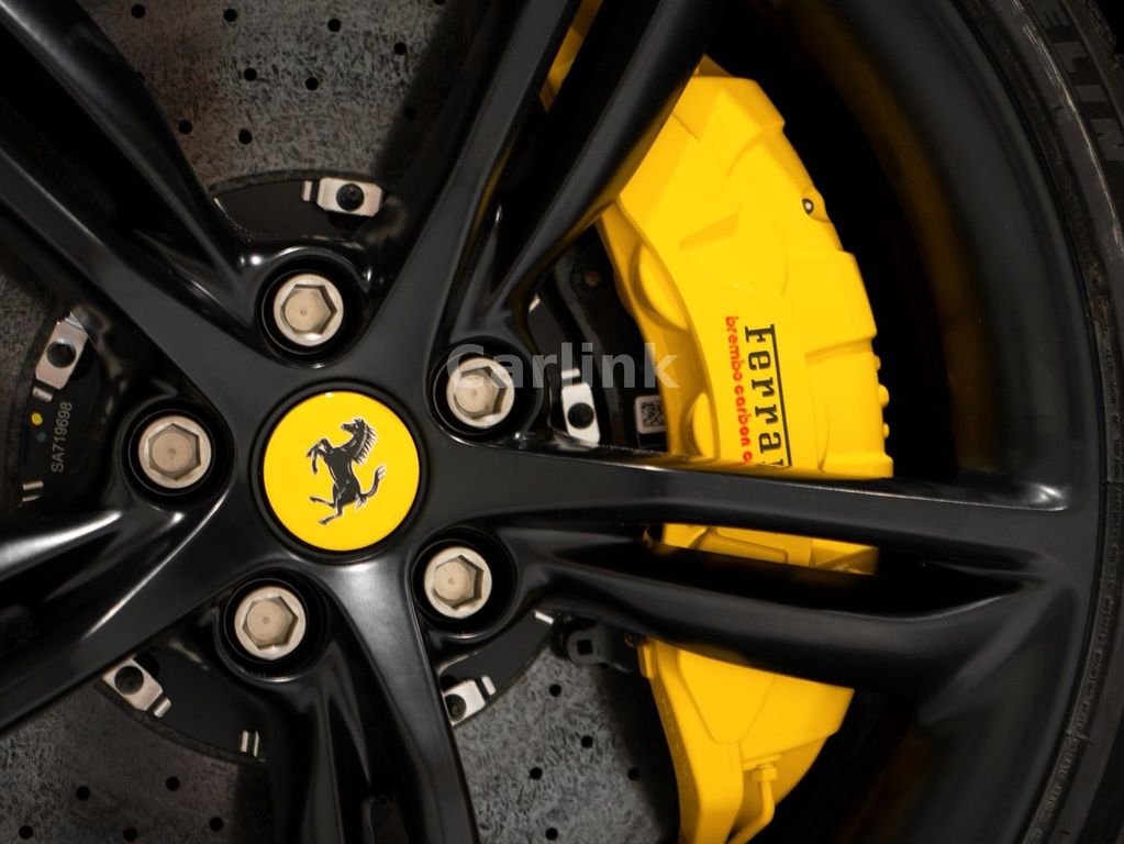 Ferrari 296 GTB 2024