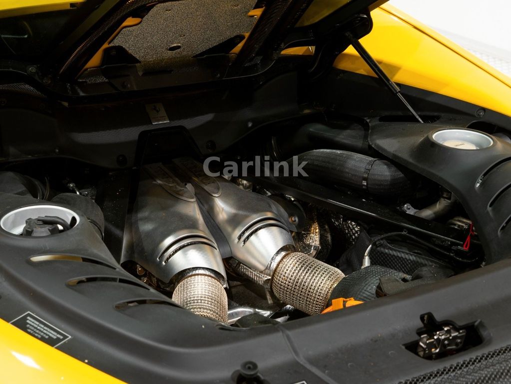 Ferrari 296 GTB 2024