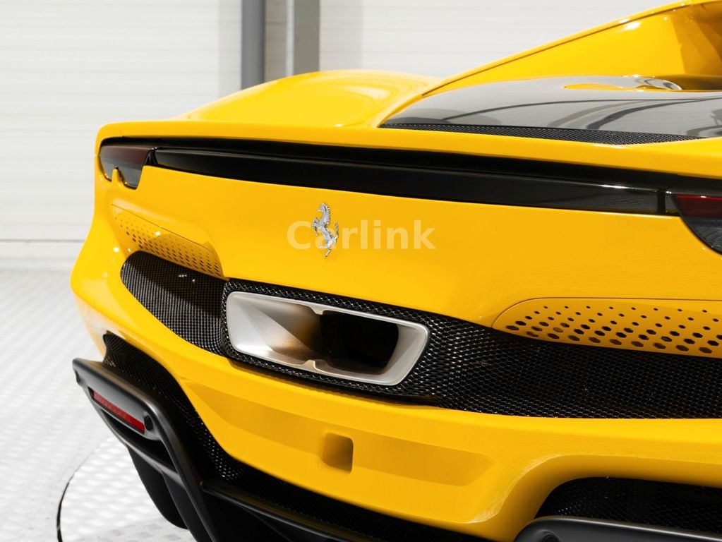 Ferrari 296 GTB 2024