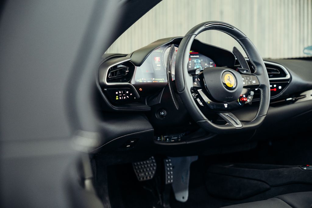 Ferrari 296 GTS 2023