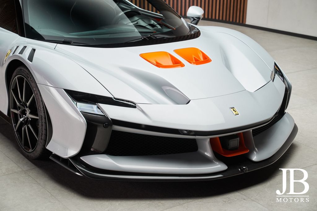 Ferrari SF90 2025