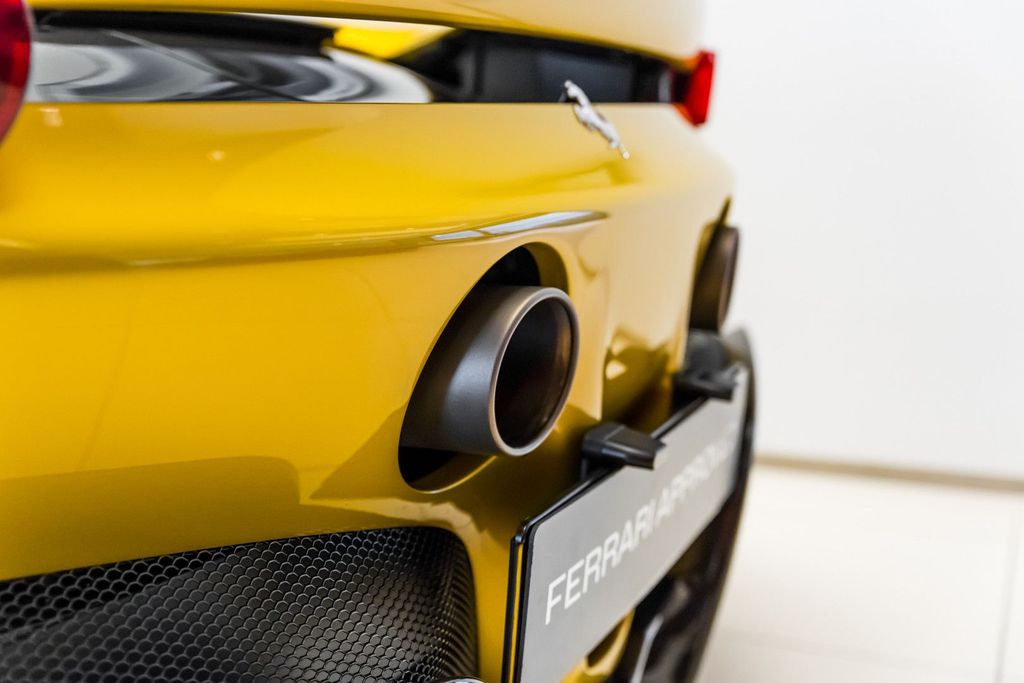 Ferrari SF90 2022