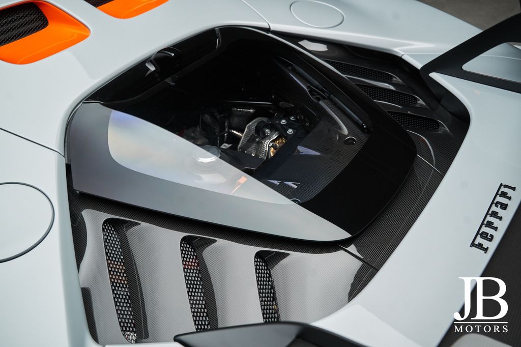 Ferrari SF90 2025