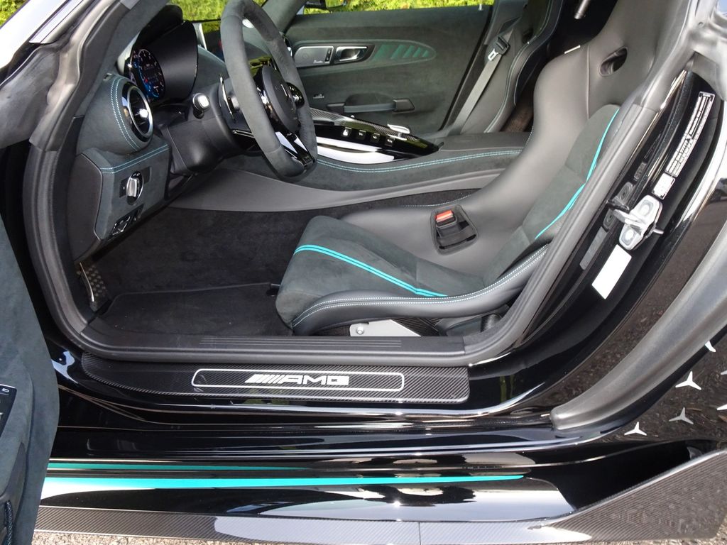 Mercedes-Benz AMG GT 2022