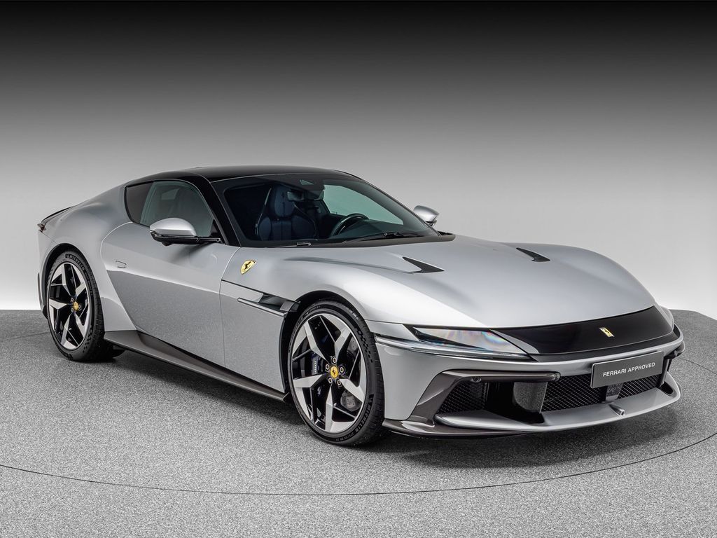 Ferrari 12Cilindri 2025