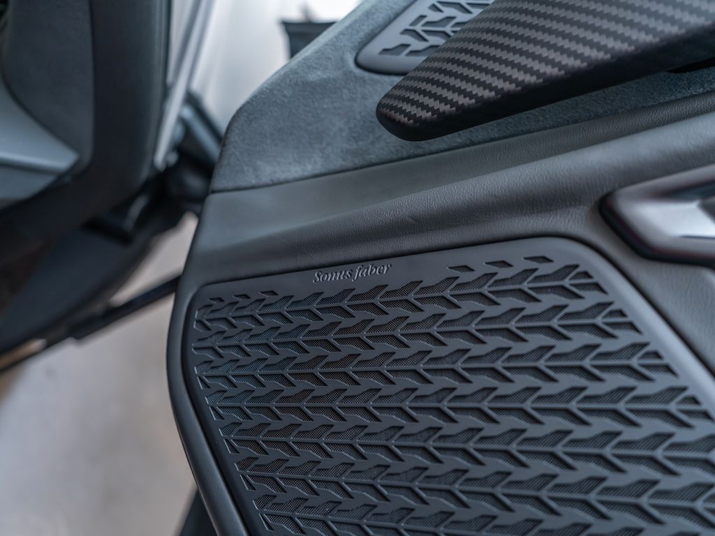 Lamborghini Revuelto 2025