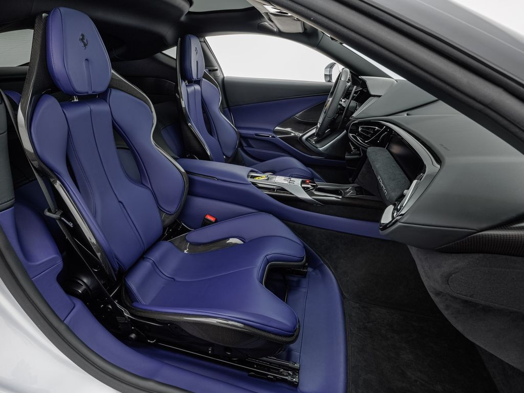 Ferrari 12Cilindri 2025