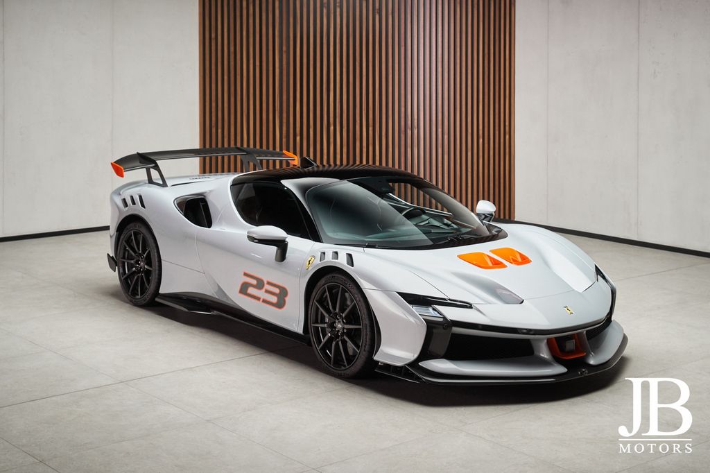 Ferrari SF90 2025