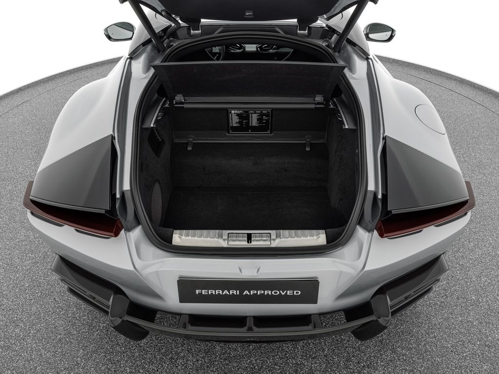 Ferrari 12Cilindri 2025