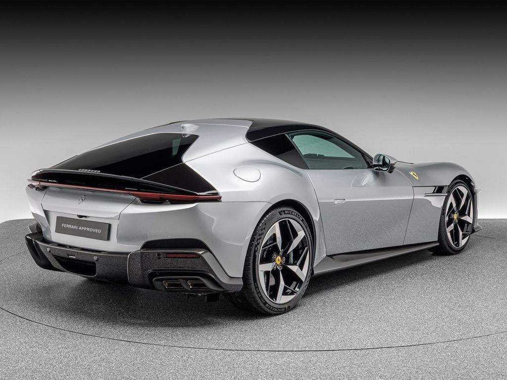 Ferrari 12Cilindri 2025