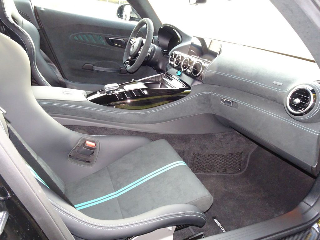 Mercedes-Benz AMG GT 2022