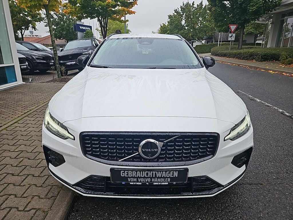 Volvo V60 2024