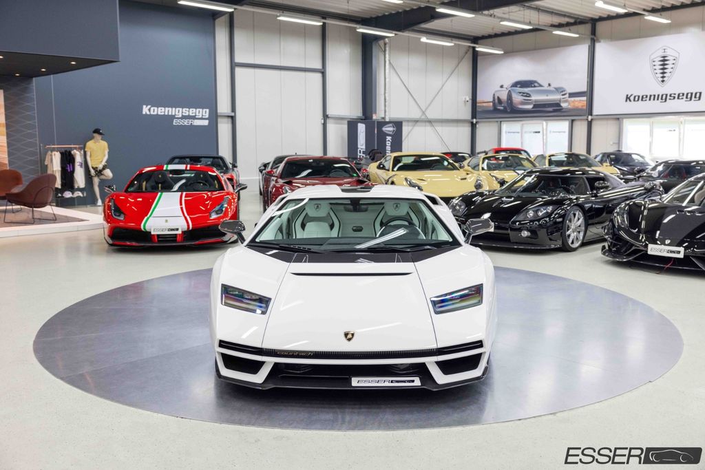 Lamborghini Countach 2022