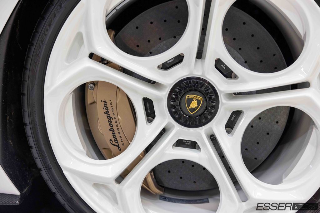 Lamborghini Countach 2022