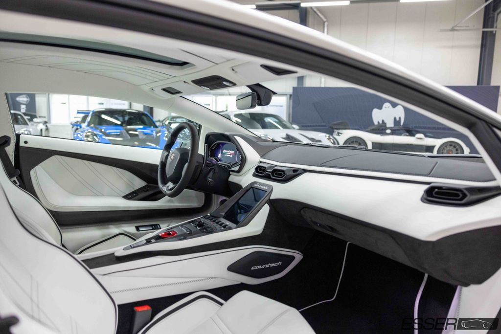 Lamborghini Countach 2022