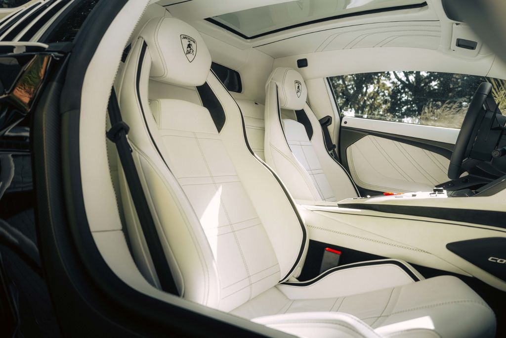 Lamborghini Countach 2022