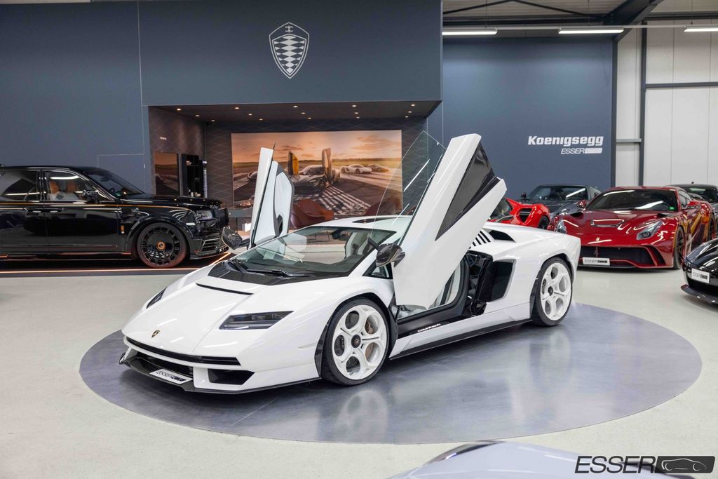 Lamborghini Countach 2022