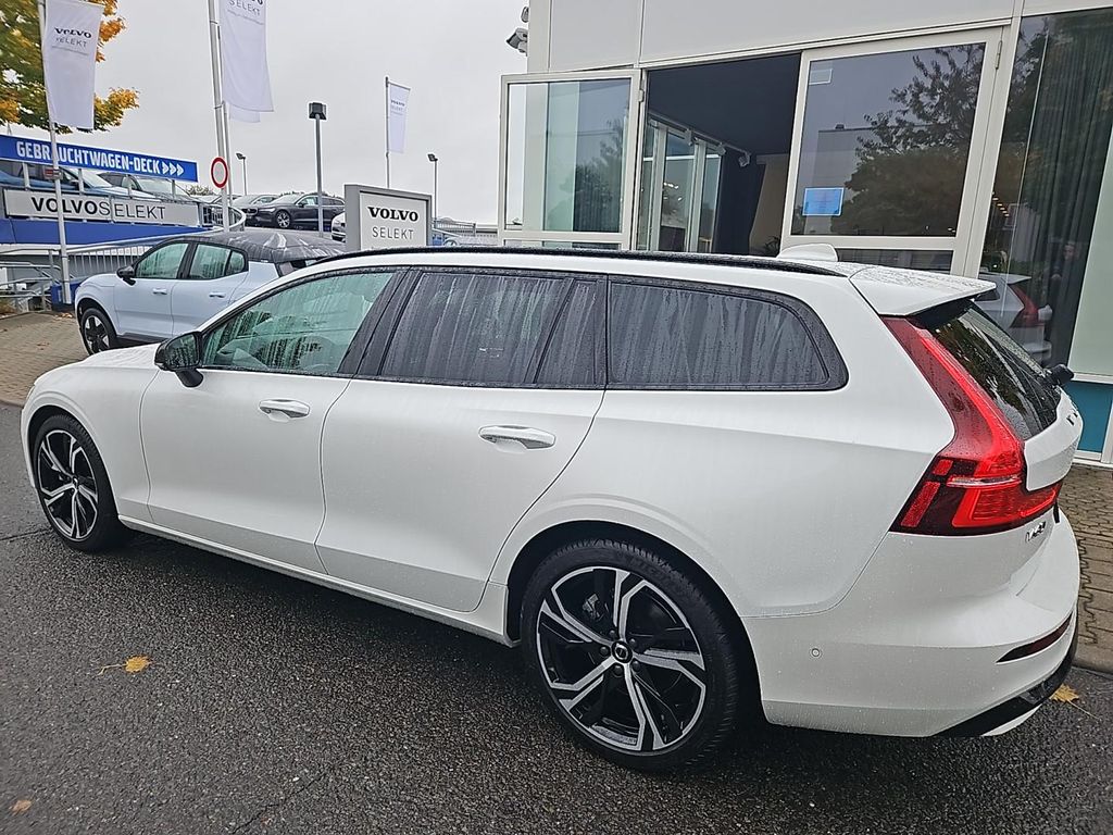 Volvo V60 2024